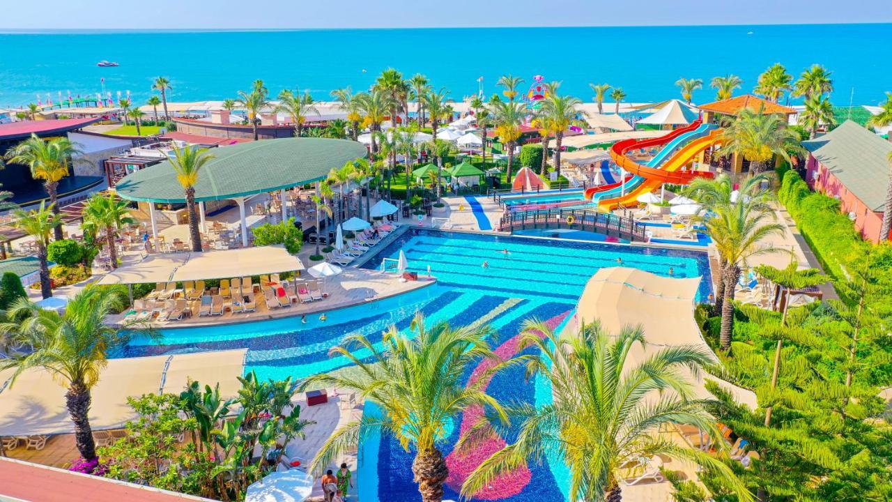 Crystal Family Resort & Spa Belek Exterior photo