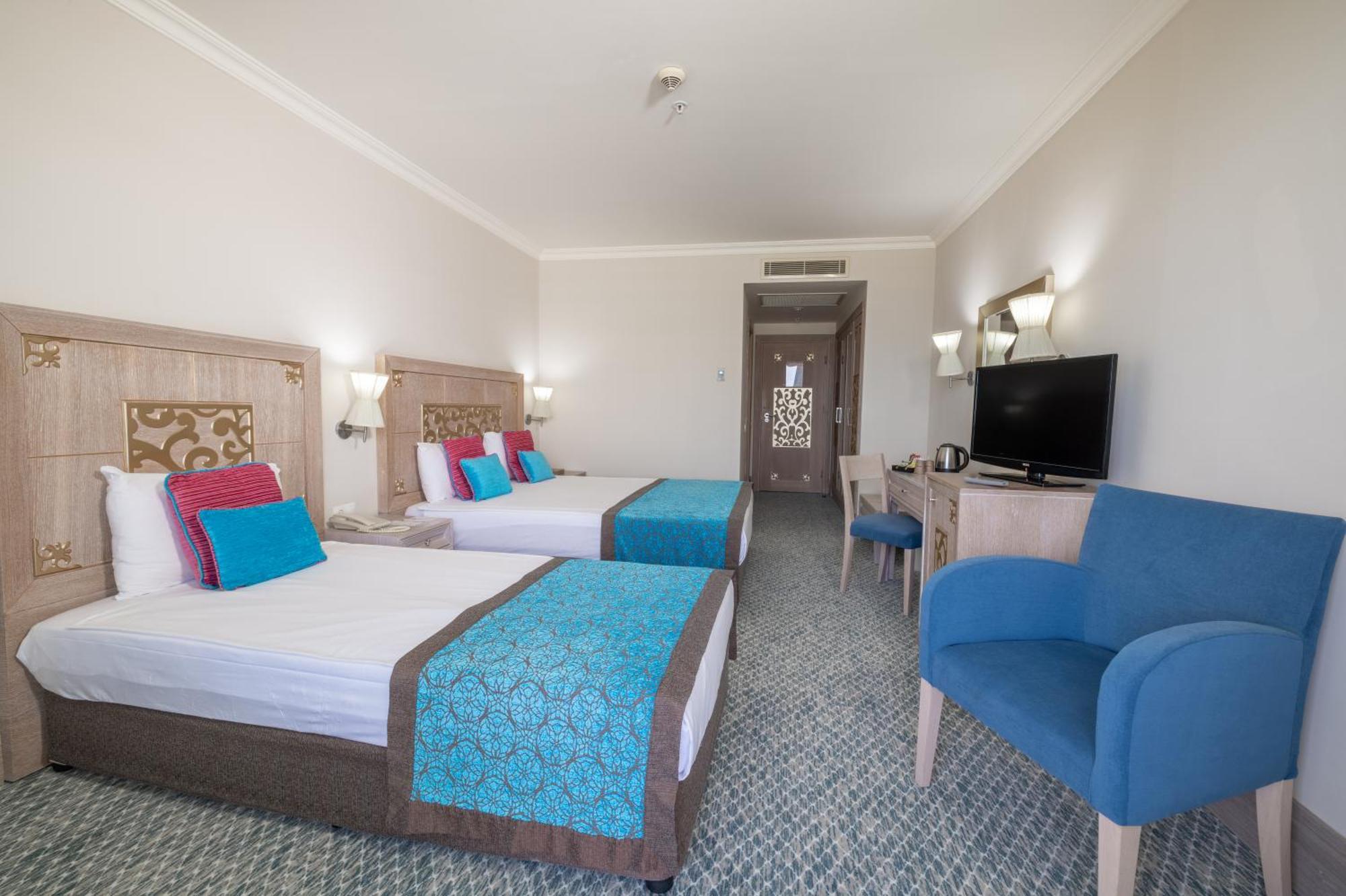 Crystal Family Resort & Spa Belek Exterior photo